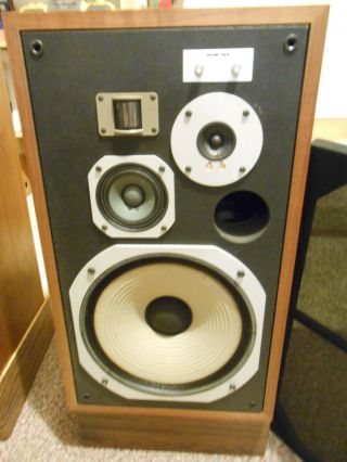 Pioneer HPM 100 Speakers in boxes with stands 8