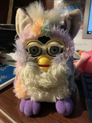 Rare Vintage 1999 Tiger Rainbow Furby 70 - 800 - - - Does Not Work