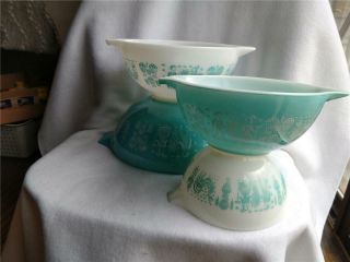 Vintage Set Of 4 Pyrex White & Turquoise Amish Butterprint Cinderella Bowls