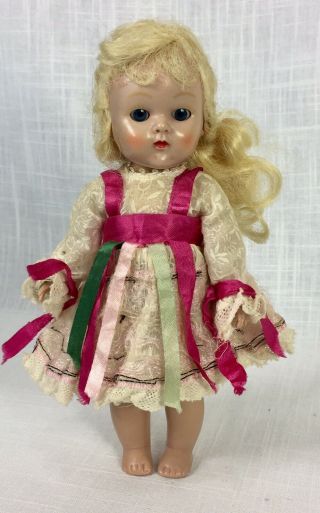 Vintage Strung Ginny Doll Blonde Vogue W Gretel Dress 1950 