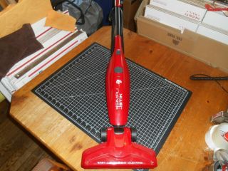 Vintage Dirt Devil " Simplistik " Classic Lightweight Corded Bagless Stick Vacuum