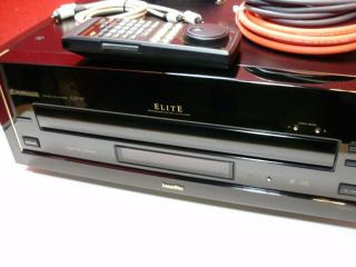 PIONEER ELITE CLD - 97 REFERENCE CD CDV LASER DISC PLAYER,  REMOTE,  CABLES & DISCS 2
