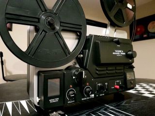 EXTREMELY RARE YASHICA 8MM SOUND MOVIE PROJECTOR - ABSOLUTELY 2