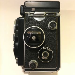 Rolleiflex 3.  5F Model 1 TLR Camera - S/N: 2209579 4