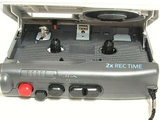 Vintage Sony TCM - 200DV Handheld Cassette Tape Voice Recorder Dictation Walkman 7