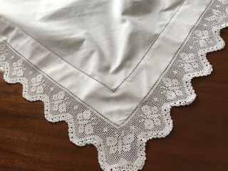 Vintage Hand Crochet “ Butterflies “ White Cotton Table Cloth 38x27 Inches