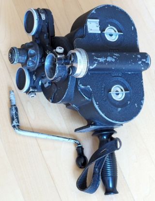 Bell & Howell Eyemo 71 35mm Movie Camera W/ Winding Ratchet | Spyder Turret