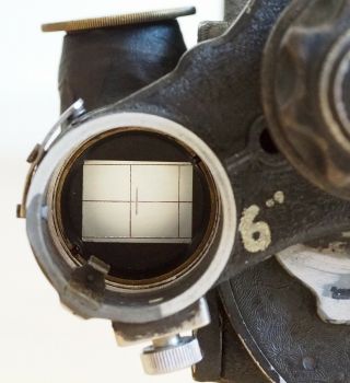 Bell & Howell Eyemo 71 35mm movie camera w/ winding ratchet | spyder turret 6