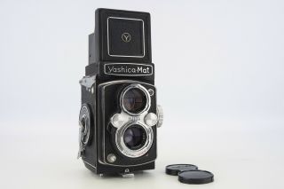 Yashica Mat 120 Roll Film Tlr Camera With Yashinon 80mm F/3.  5 Lens V04