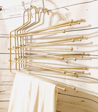 Set Of 5 Vintage Mid - Century Atomic Gold Metal Hangers 1950s Pants Skirts