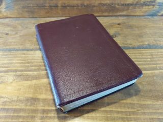 VTG Ryrie Study Bible American Standard Red Letter ED.  1978 Leather Bound 2
