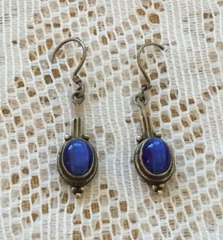 Delicate Vintage Dangle Earrings With Stunning Blue Cats Eye Stones