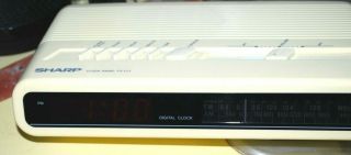 Vintage Retro Sharp Fx - C11w Digital Alarm Clock Radio White Am/fm