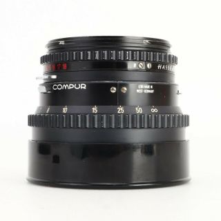 - Hasselblad Carl Zeiss Planar 80mm f2.  8 T Lens,  Needs Service 2