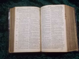 FINE SCOTTISH GILT LEATHER BINDING KING JAMES BIBLE 1725 COMPLETE 7