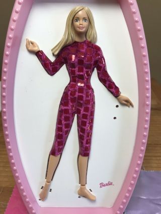 Barbie Fashion Design Plate Fabric Clothes Designing 2002 Tara Toy