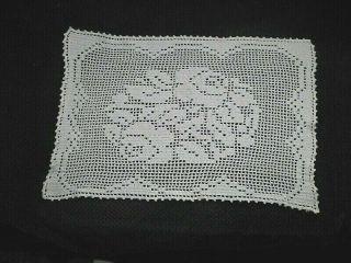 Vintage Antique Hand Crocheted Bright White Roses Filet Crochet Doily 14 " X 20 "