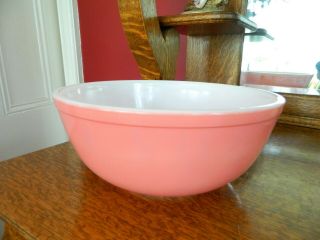 Vintage Pyrex Mixing Bowl 404 Pink 4 Quart Retro