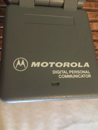 Vintage Motorola Digital Personal Communicator Flip Cell Phone Model 34017NARSA 6