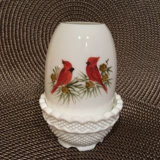Vintage Fenton Hand Painted Artist Signed Cardinals White Milk Glass Fairy Lamp