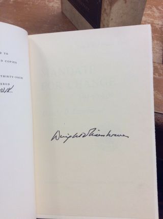 Signed Dwight D.  Eisenhower - Limited Edition - Mandate For Change 1953 - 1956 2