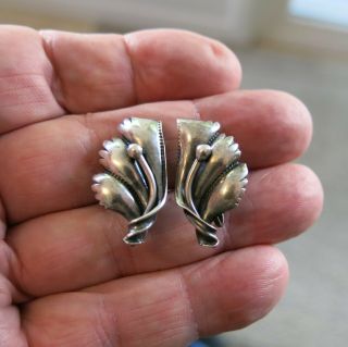 Vintage Sterling Silver Earrings Floral Design Screw Back 6.  3g [4186] 3