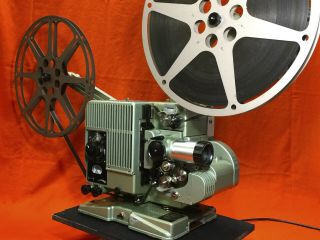 SIEMENS 2000 16mm PROJECTOR WITH A SIEMENS ZOOM LENS FRPM 35 TO 65MM LENS 2