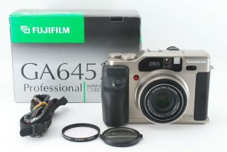 Fuji Fujifilm Ga645 Zi Medium Format Film Camera Count 003 Read From Japan