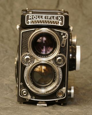 Rollei Rolleiflex 2.  8E TLR Camera with Zeiss Planar Lens/ CLA by Harry Fleenor 8