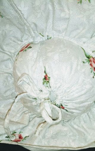 Htf Vintage Croscill Round Throw Pillow W/ Ruffle Princess Rose