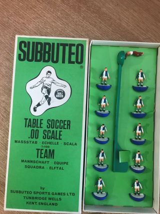 Vintage Subbuteo Hw Team Rf 31.  Blackburn Rovers.  Condition; Complete.