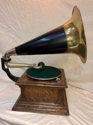 1907 Victor III Phonograph,  w/Brass Horn & 2