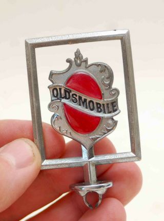Vintage 1981 - 1988 Oldsmobile Olds Cutlass Hood Ornament Emblem