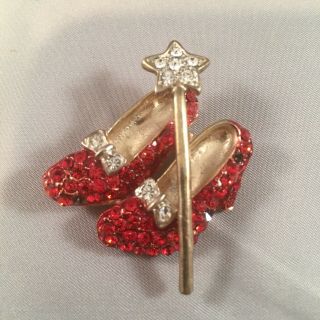 Vintage Wizard Of Oz Brooch Pin Jewelry Ruby Red Slippers