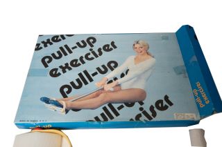 Gut Buster Pull - Up Exerciser (Tummy Trimmer) With Box Vintage 2