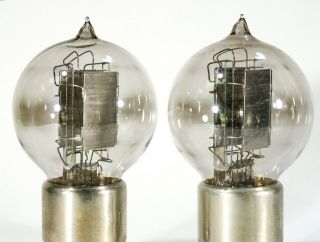 MATCHED PAIR - WESTERN ELECTRIC 4101 - D / 101 - D METAL BASE British audio TUBES 11