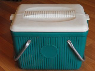 Old Vtg Poloron Products Green Unique Rare Aluminum Handle Hd Cooler Ice Chest