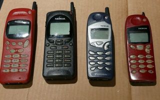 Vtg Nokia 918p,  2160,  And (2) 5165