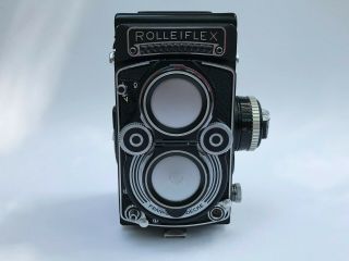 Rolleiflex 3.  5f TLR Camera Model 3 W/ Carl Zeiss f3.  5 Planar 75mm 11