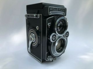 Rolleiflex 3.  5f TLR Camera Model 3 W/ Carl Zeiss f3.  5 Planar 75mm 6