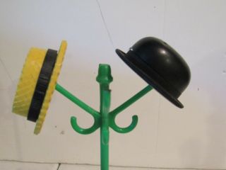 Vintage Salt and Pepper Shakers - Coat Rack with Hats 2
