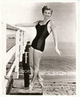 Sexy Leggy Barefoot Esther Williams Vintage Swimsuit Portrait 2