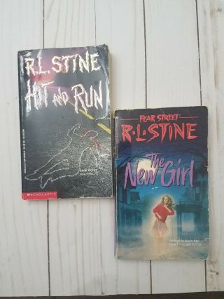 2 Vintage R L Stine Fear Street Books 1989 Scholastic Hit And Run The Girl