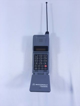 Vintage Motorola Flip Cell Phone 76236carsa - Not - No Charger