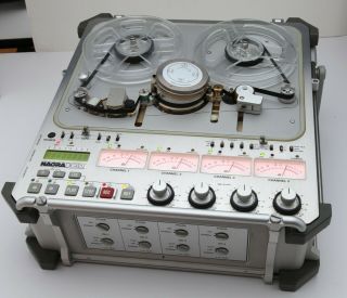 Nagra - D 4 Channel Digital Audio Recorder plus accessories,  very of use 2