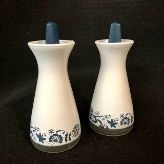Vintage Corelle Pyrex Old Town Blue Onion Salt Pepper Shakers White And Blue