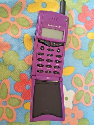 Ericsson T10s Vintage Classic Rare Cellphone Very Good Contition