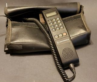 Vintage In - Bag Car Phone Motorola Scn2398a Turns On Car And Battery Charger Inc.