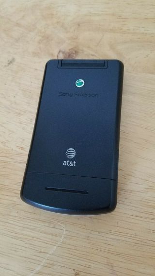 Sony Ericsson W518a Flip Phone 5