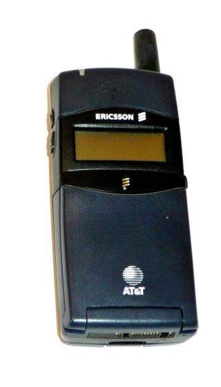 ERICSSON LX 588 Vintage CELLULAR FLIP PHONE Mobile Telephone w/ BELT CLIP LX588 2